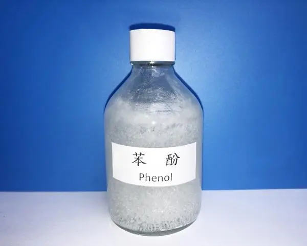苯酚